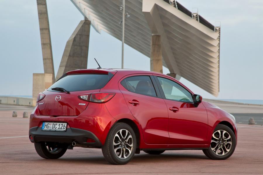 Mazda2 2014 года  (фото 21 из 30)